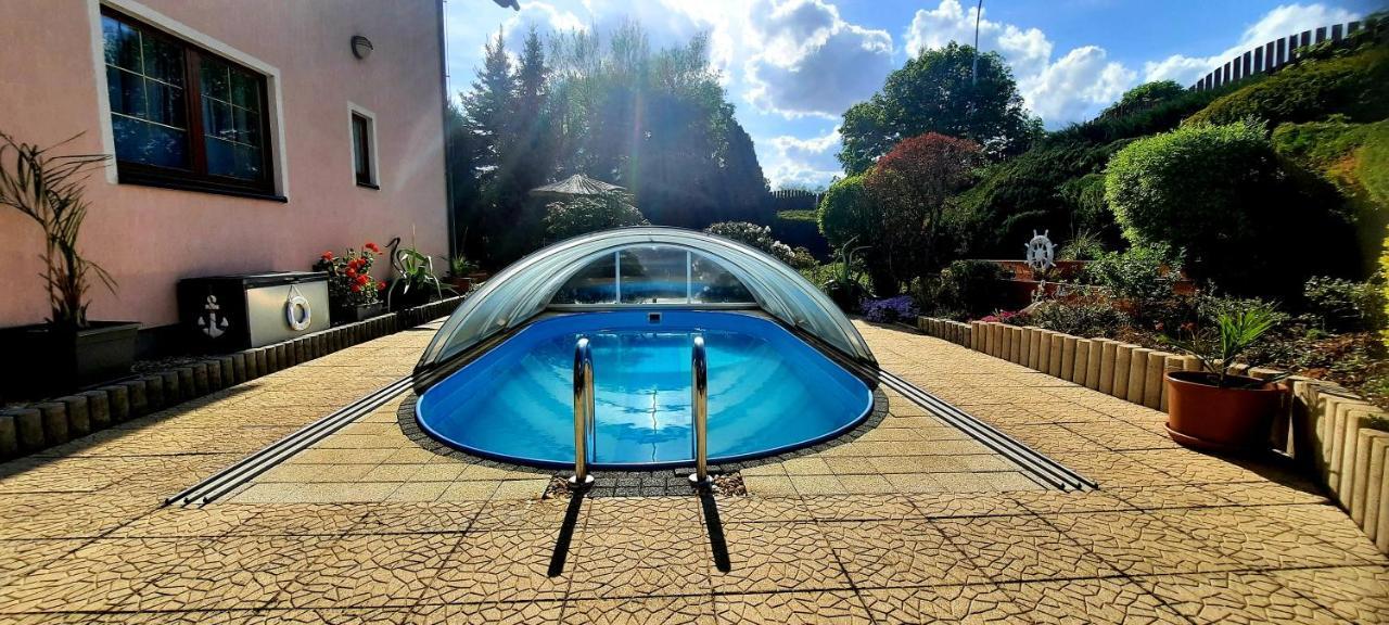Pool * Karlovy Vary